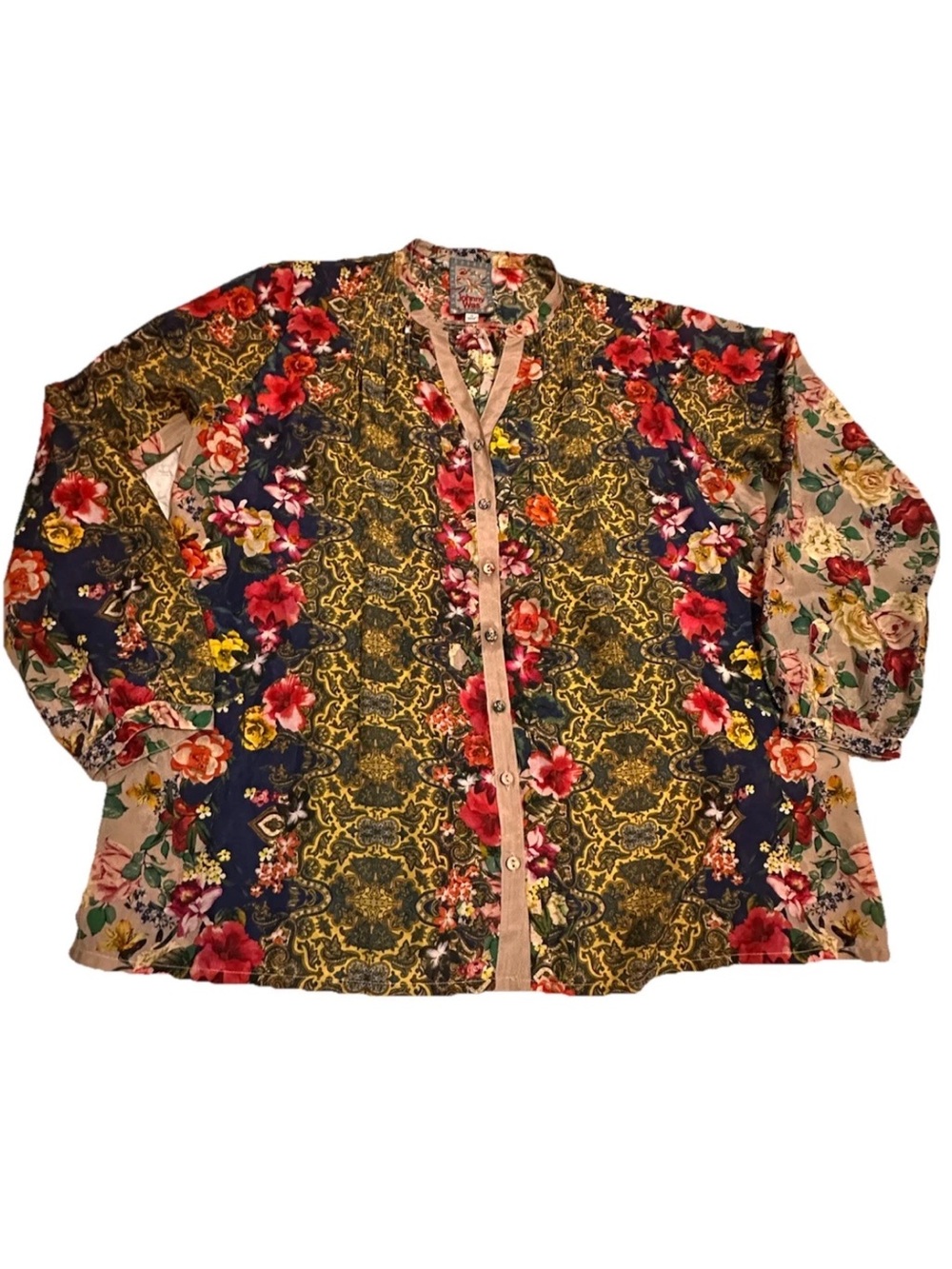Johnny Was  Long Sleeve Buttons 100% Silk Beautiful Blouse Women's  Size M